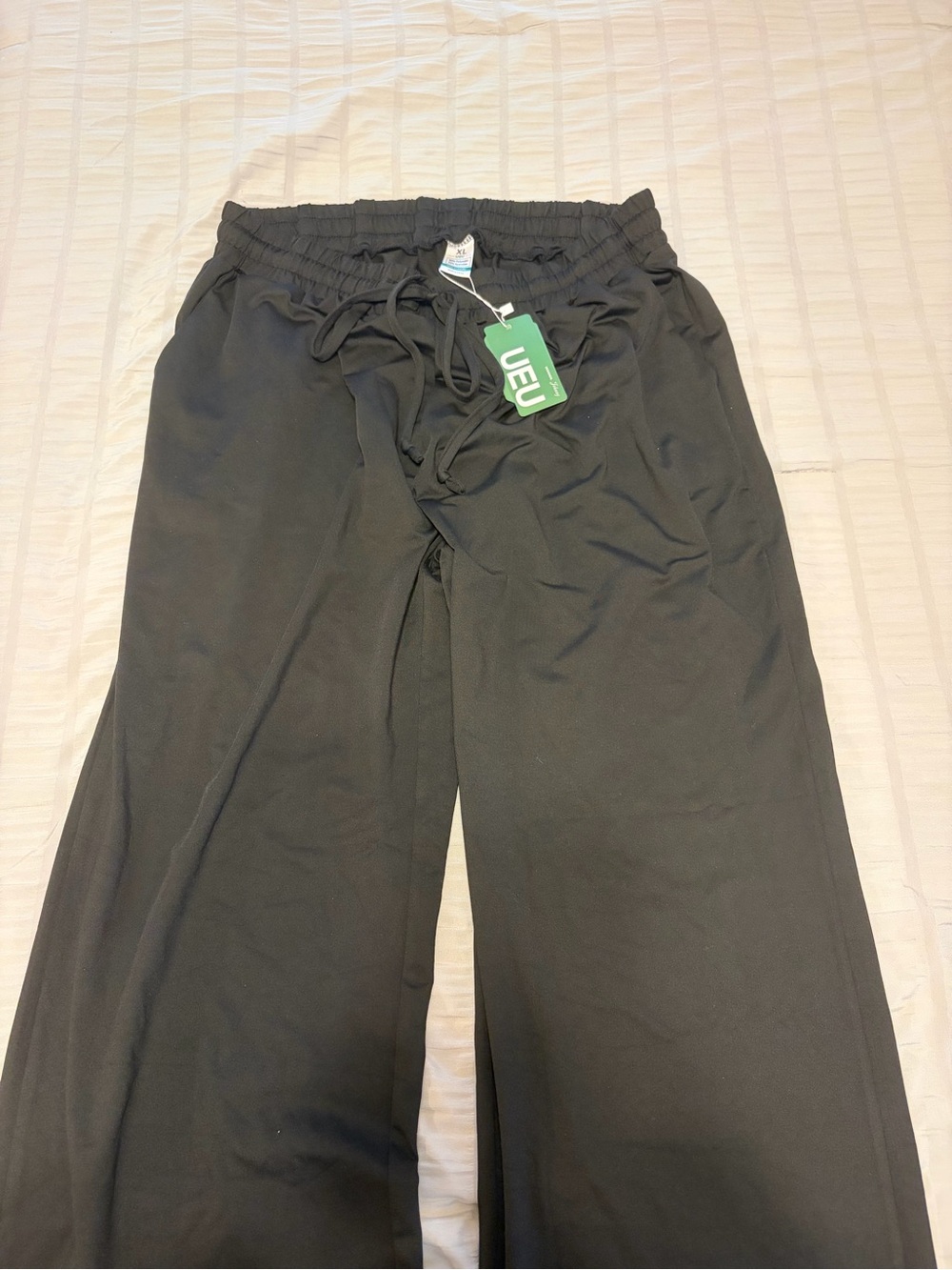 UEU Women's Black Elastic Waist Pants with Drawstring
